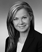 Photo of Suzanna Yeghiazarians, Counsel